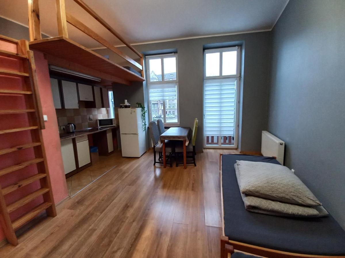 Pokoj Z Aneksem Gdansk Srodmiescie Rooms To Let Kültér fotó